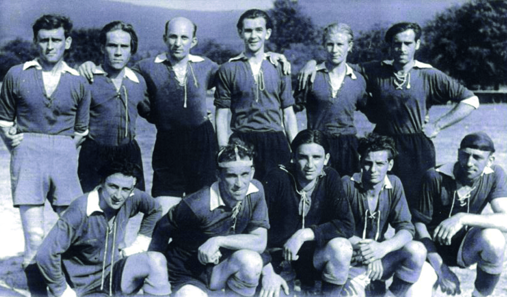 Die SVV-Mannschaft 1950 am alten Sportplatz